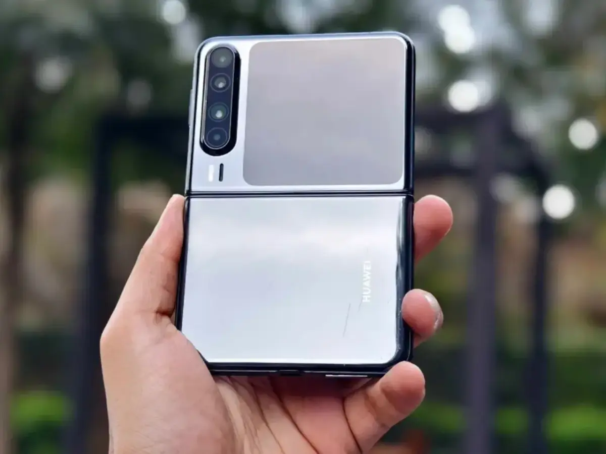 تسريبات جديدة: Huawei Pura X2 قد يتأجل حتى منتصف 2026 - عالم التقنية