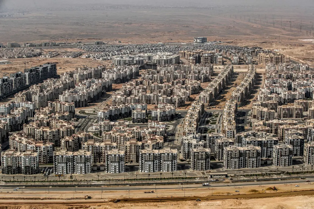 هل تزاحم الطروحات الحكومية الضخمة القطاع الخاص بالسوق العقارية؟