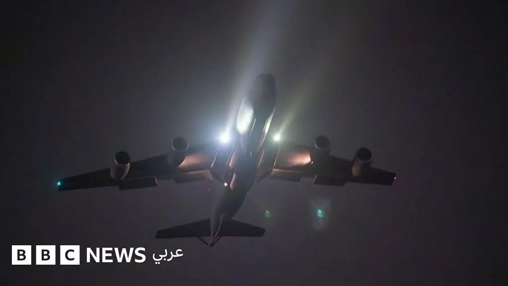 من سوريا إلى العراق: ماذا نعرف عن ملف نقل محتجزي تنظيم الدولة الإسلامية وتداعياته؟ - BBC News عربي