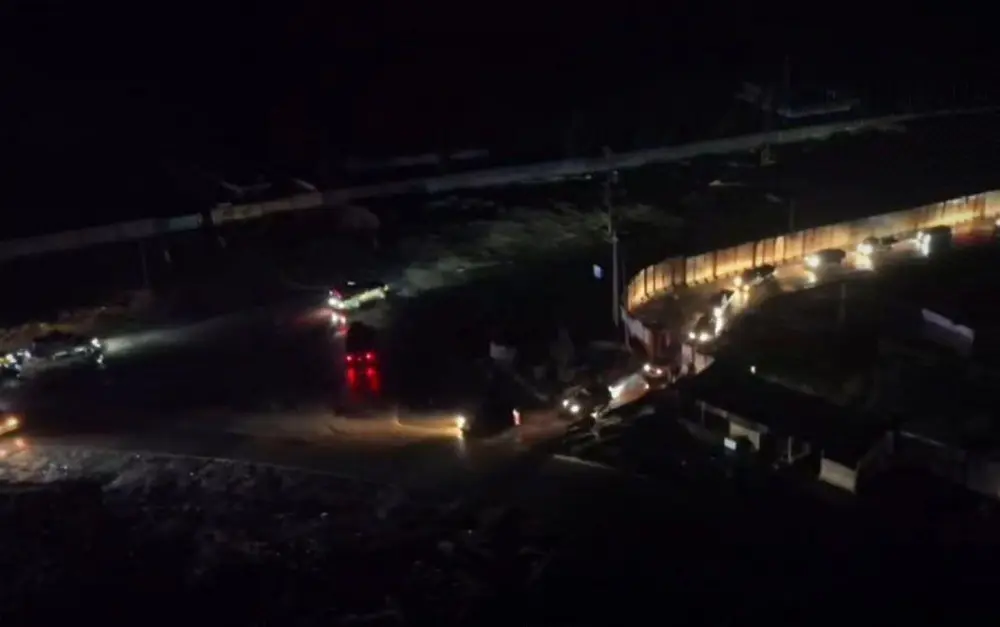 الجيش السوري ينقل عناصر قسد من سجن الأقطان بالرقة إلى عين العرب