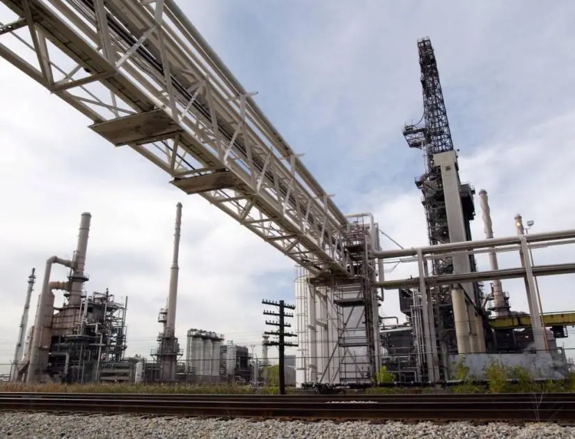 النفط يهبط ..و«برنت» بـ 63 دولاراً