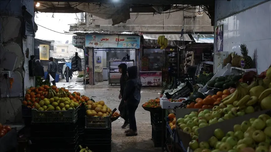 سوريا.. عودة الحياة إلى طبيعتها في حيي الشيخ مقصود والأشرفية بحلب