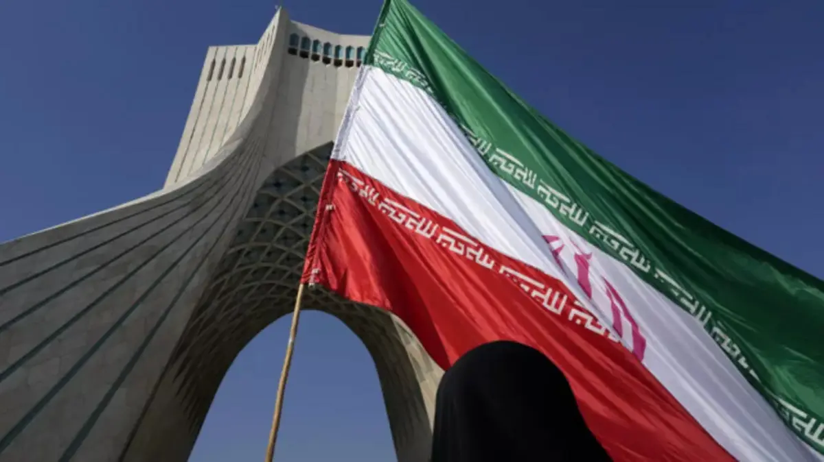 السلطات الإيرانية تعدم رجلين ​على خلفية تفجير حافلة ​تقل زوارا عام 2023
