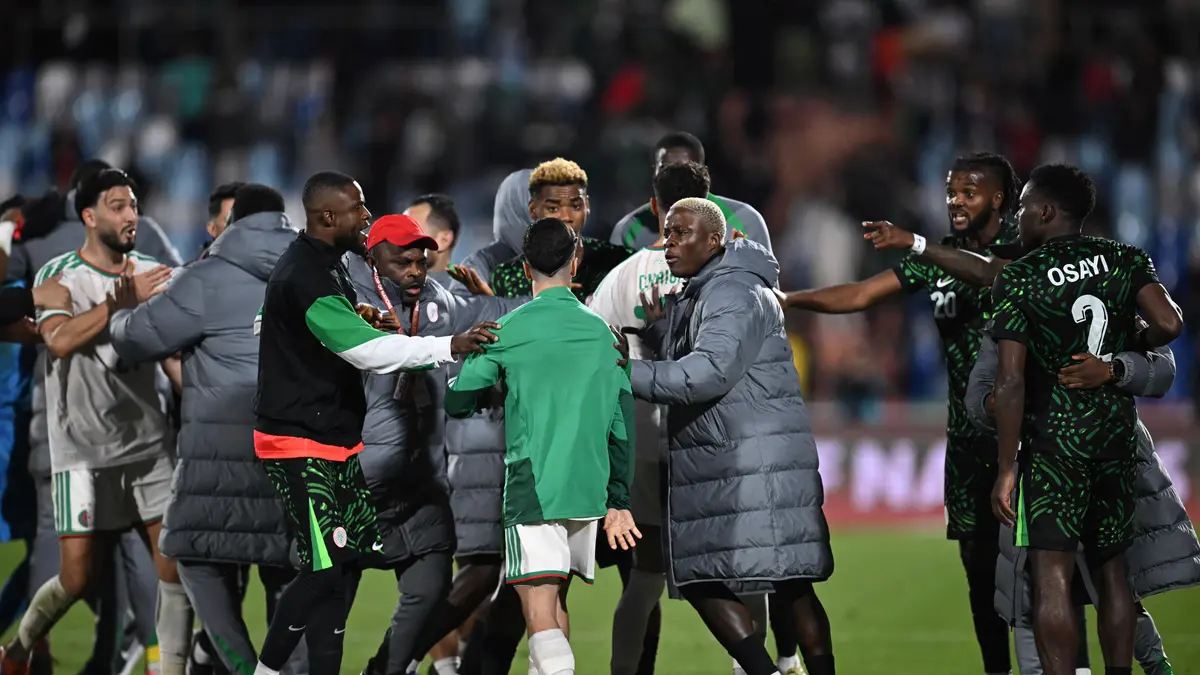 سابقة الجزائر تُقلق السنغال.. هل تمتد عقوبات "فوضى الكان" إلى المونديال؟
