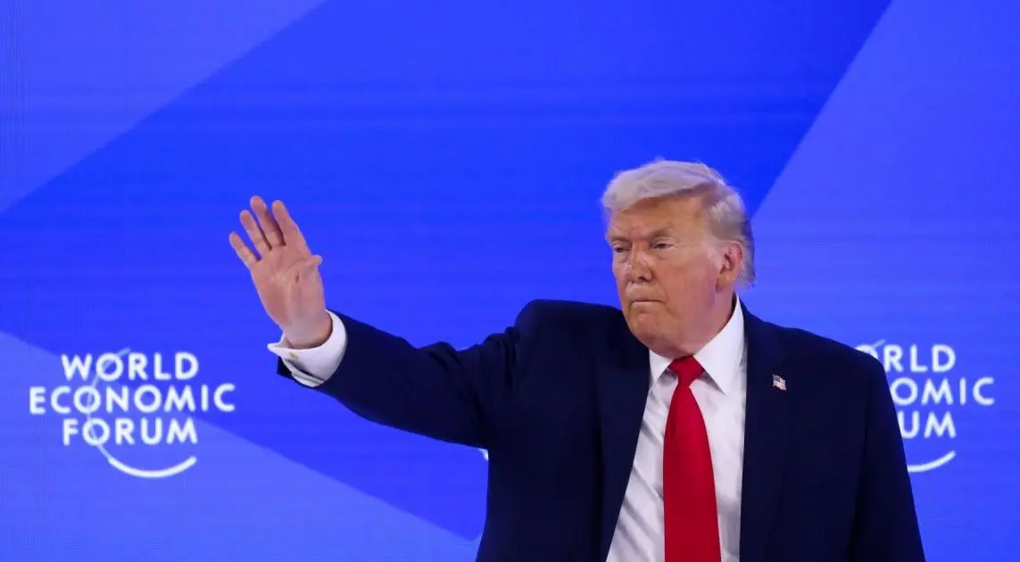 حوار دافوس.. إنفصام بين الابتكار السريع والغموض السياسي