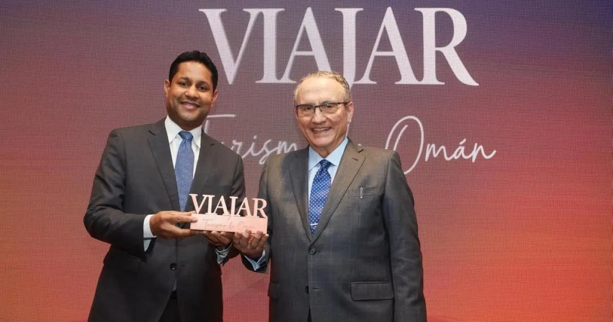 عُمان تفوز بجائزة الوجهة السياحية الصاعدة لعام 2026