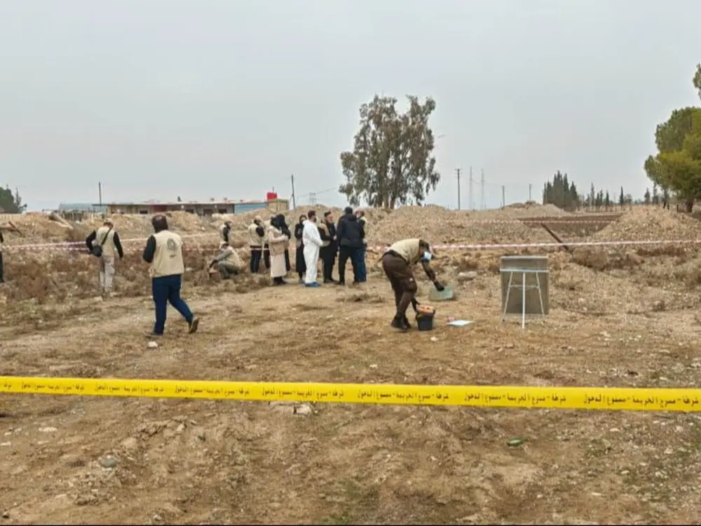 التحقق من موقع مشتبه به كمقبرة جماعية في الرقة