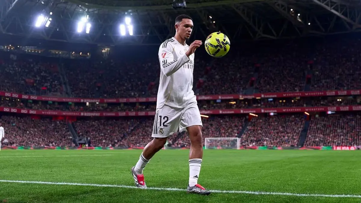 آس تكشف حقيقة رحيل أرنولد عن ريال مدريد وسر اجتماعه مع أربيلوا