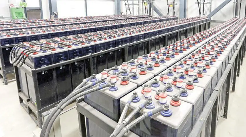 مصر توقع اتفاقية لإنشاء مصنع عملاق لبطاريات تخزين الكهرباء - الطاقة