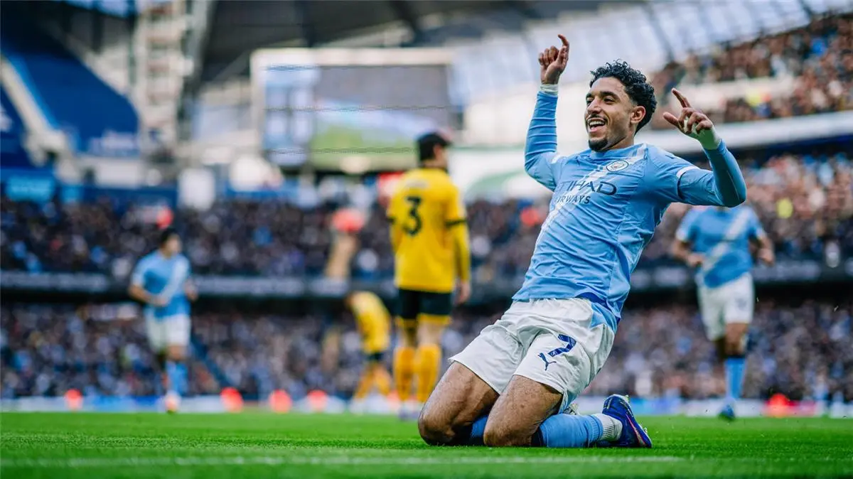 "يقظة وتهديد".. شبكة إنجليزية تشيد بأداء عمر مرموش أمام ولفرهامبتون