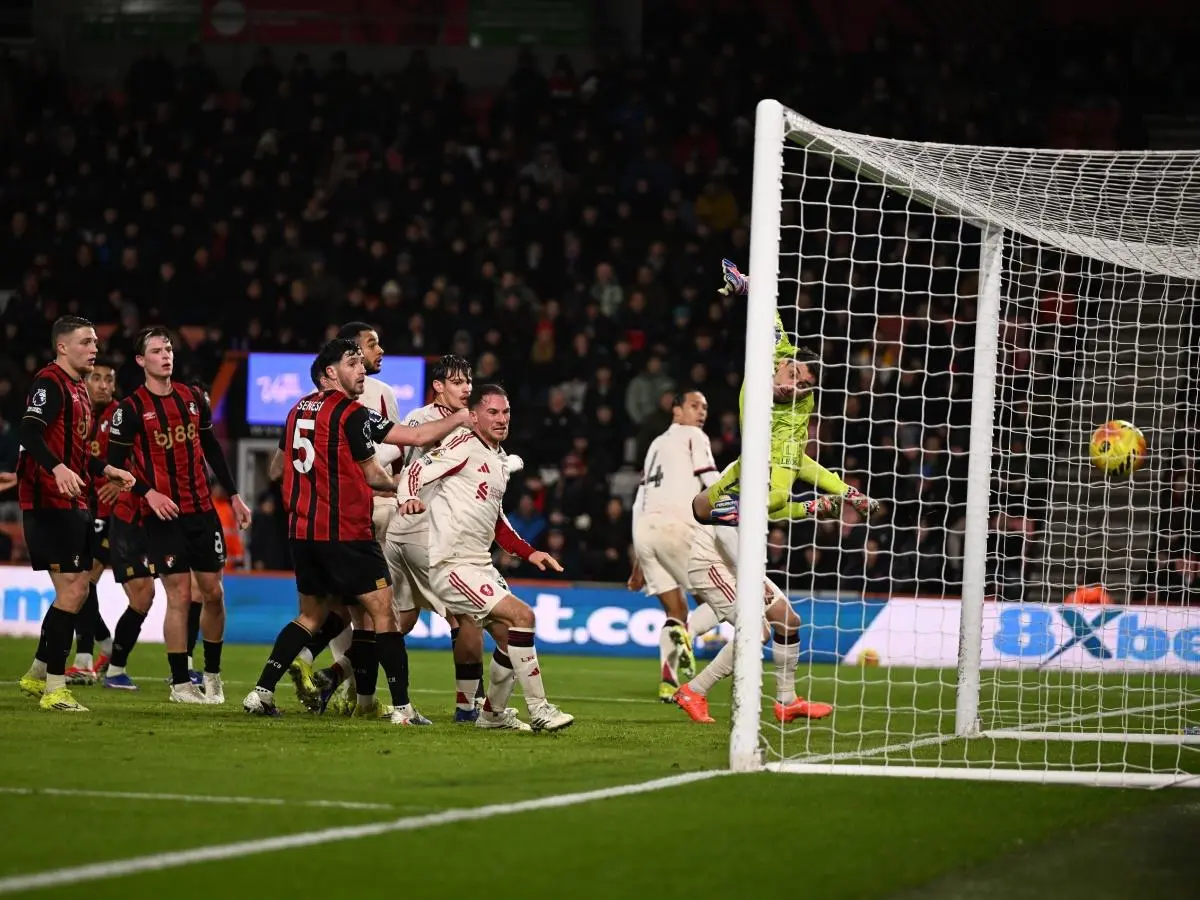 فان دايك يسجل هدف ليفربول الأول أمام بورنموث