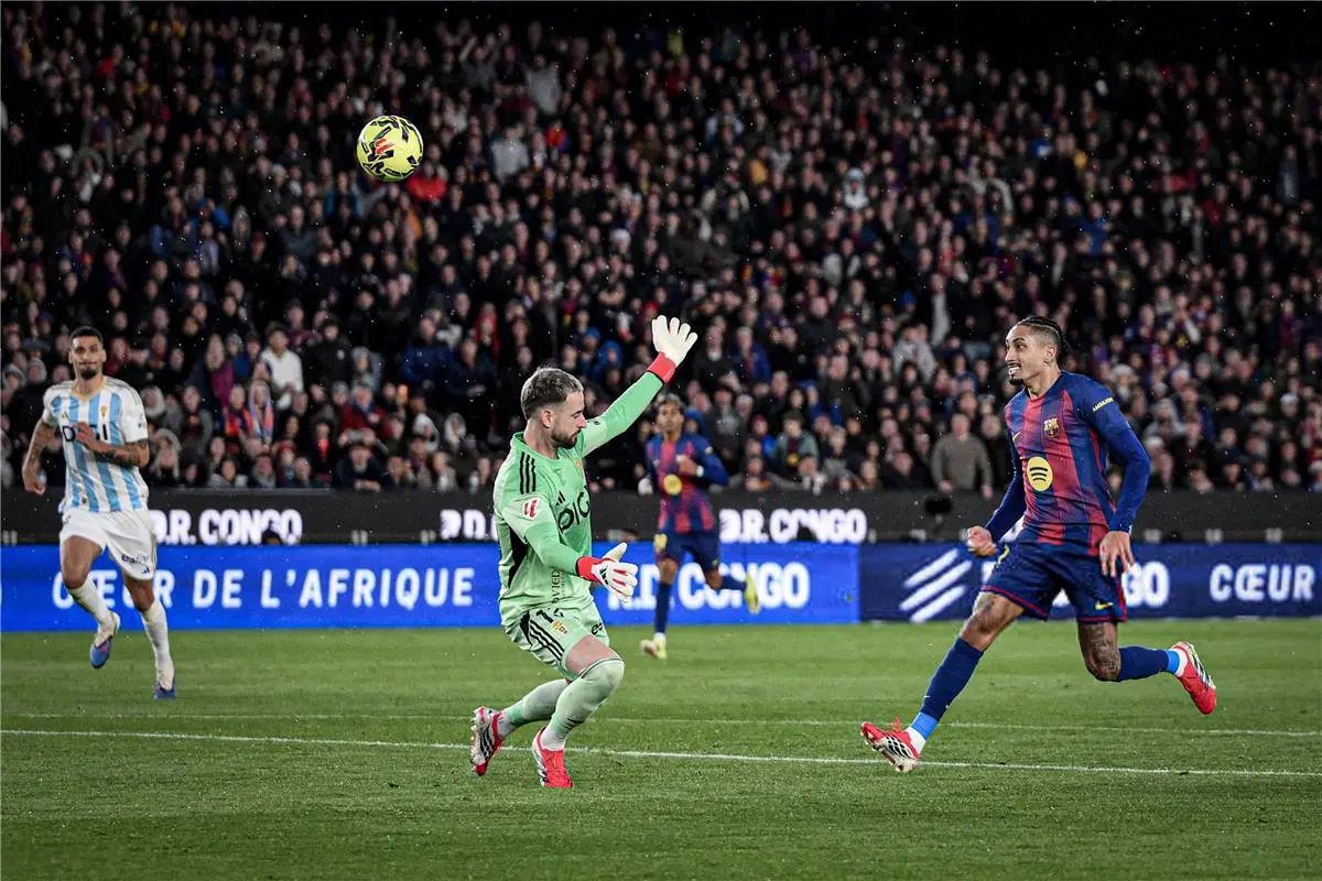 برشلونة يستعيد صدارة الدوري الإسباني بثلاثية أمام ريال أوفييدو