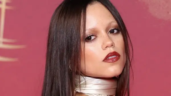 زهرة الخليج - مكياج يناسب إطلالتكِ المسائية.. ستايل جمالي لسهرات شتوية