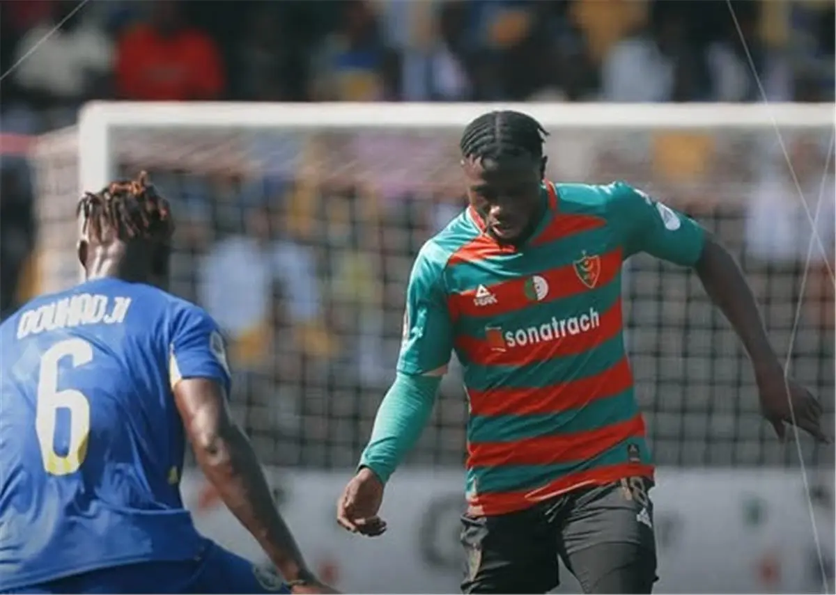 سانت إيلو لوبوبو يخطف فوزًا صعبًا أمام مولودية الجزائر في دوري أبطال إفريقيا