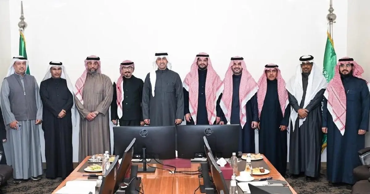 الكويت والسعودية تبحثان تطوير العمليات النفطية في المنطقة المقسومة