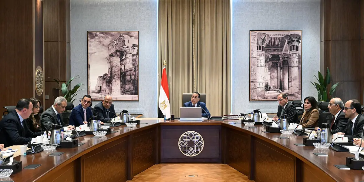 رئيس الوزراء يتابع الموقف التنفيذي لمشروعات الطاقة وجهود جذب الاستثمارات - أموال الغد