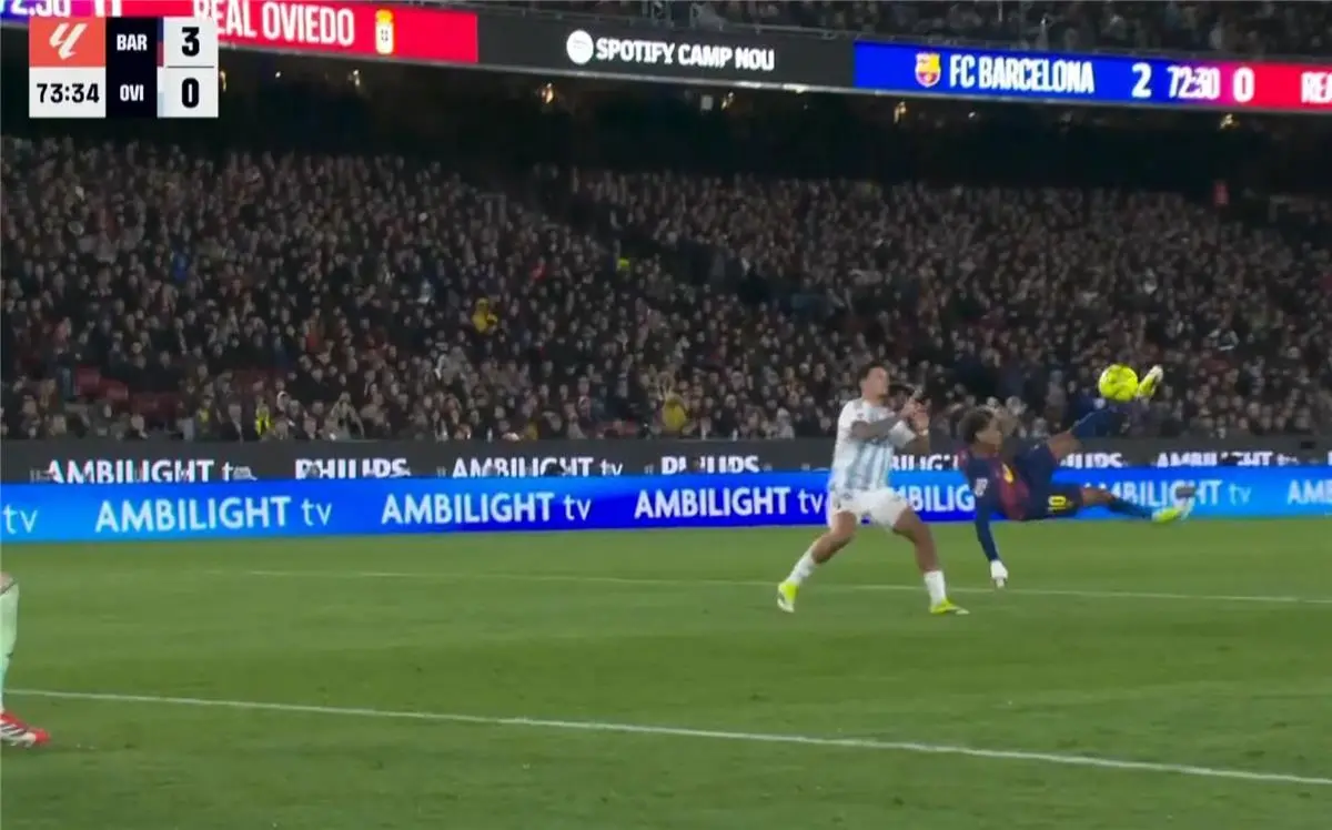 ضربة مزدوجة رائعة.. لامين يامال يسجل هدف برشلونة الثالث أمام ريال أوفييدو
