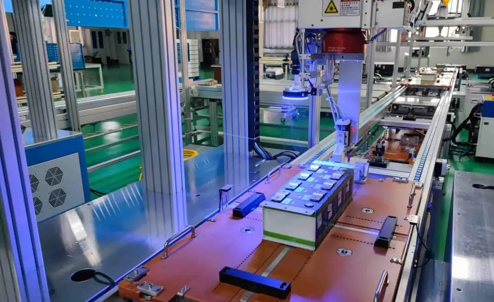 مصنع صينيي في مصر لإنتاج خلايا بطاريات تخزين الطاقة