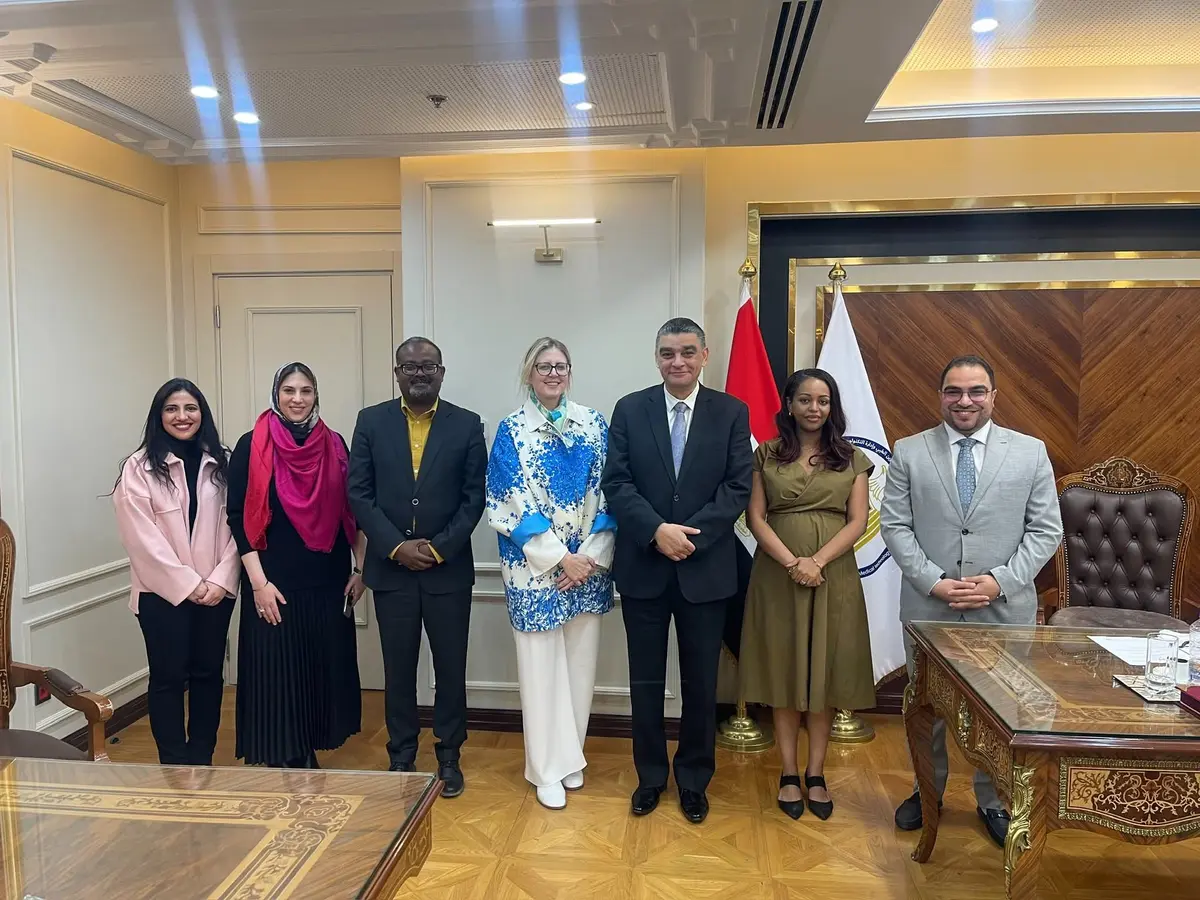 وفد رفيع المستوى من Africa CDC يزور مشروع المخازن الاستراتيجية ويشيد بتقدمه ودوره الإقليمي