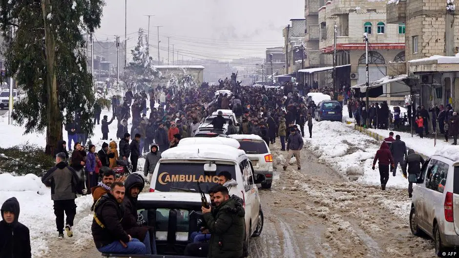 أخبار اليوم: دمشق تعلن فتح ممر إنساني إلى مدينة كوباني