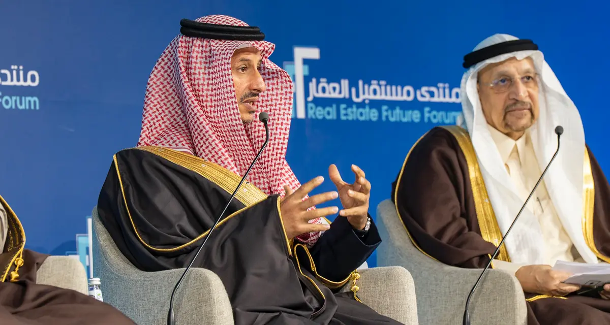 الخطيب: المملكة ستصبح نموذجاً يحتذى به عالمياً في بناء المدن والوجهات