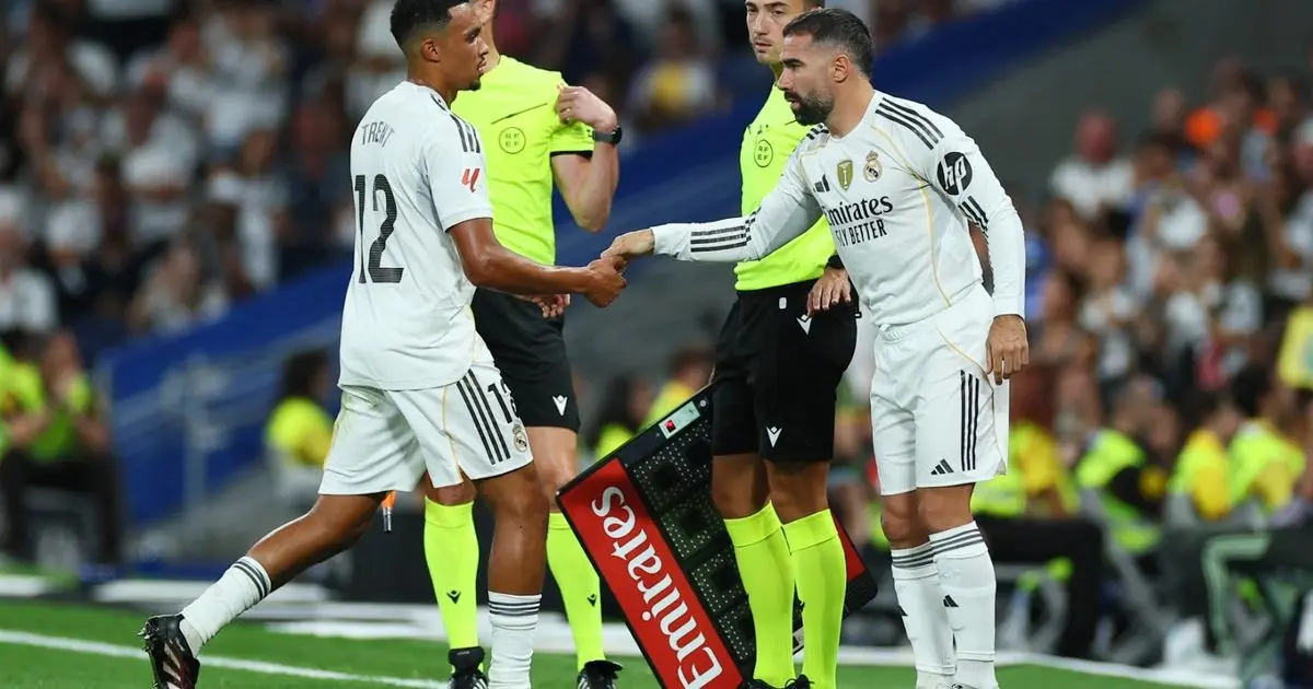"وسطاء" يقنعون مانشستر سيتي بالتحرك لضم ظهير ريال مدريد