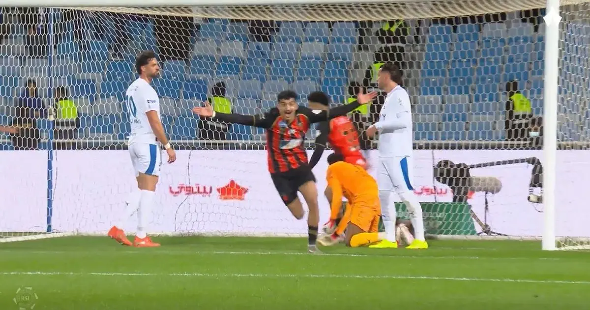 ملخّص وأهداف مباراة الرياض والهلال (1-1) بدوري روشن السعودي
