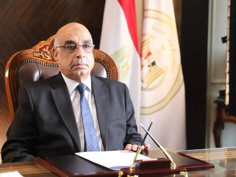الشهر العقاري يفوز بجائزة الوحدة المتميزة في تقديم الخدمات الحكومية - أموال الغد