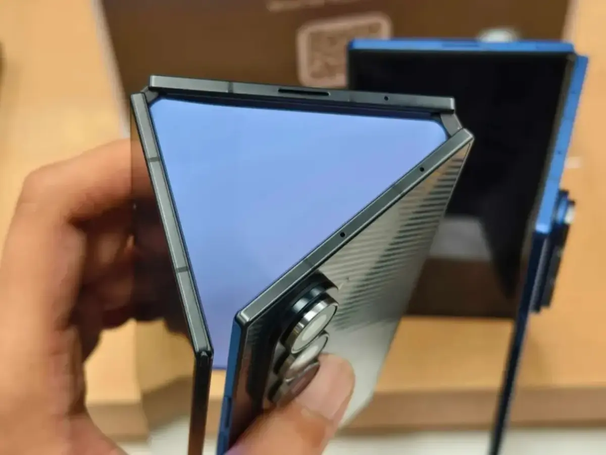 مواصفات Samsung Galaxy Z TriFold: أول هاتف ثلاثي الطي من سامسونج - عالم التقنية