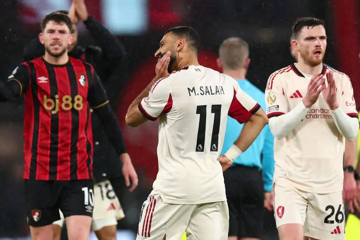 بي بي سي تثير القلق حول انهيار محمد صلاح.. وتؤكد: لا يمكن تقبل أخطاء زميله في ليفربول