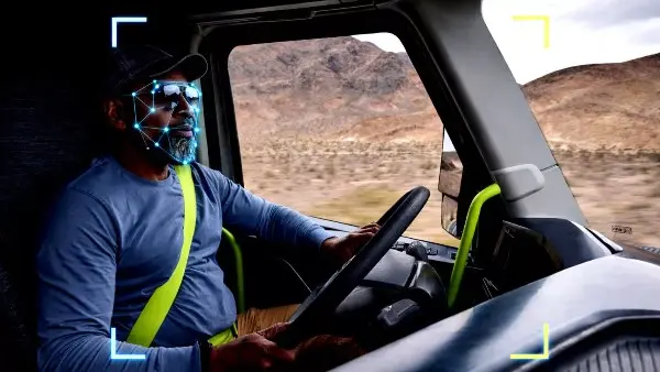 الذكاء الاصطناعي يهدد سائقي الشاحنات بفقدان الوظائف