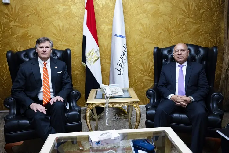 مصر تدعو الشركات الأمريكية للاستثمار في موانئها وتعميق الشراكة الصناعية - أموال الغد
