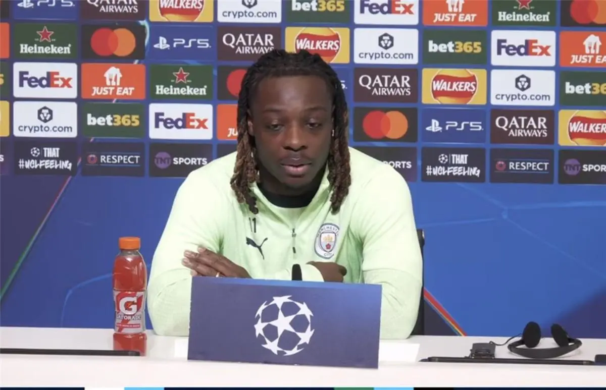 دوكو يدعم جوارديولا في انتقادات التحكيم: كنت قريبًا من غياب طويل!