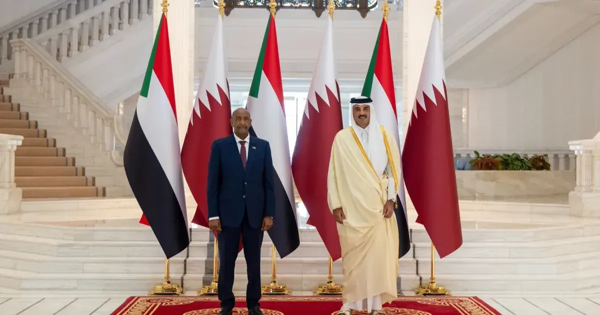أمير قطر يبحث مع البرهان جهود السلام وحفظ وحدة السودان
