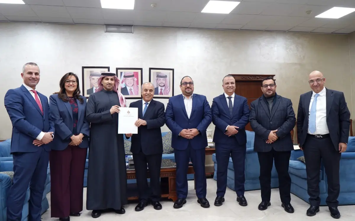 هاشتاق عربي - أمنية، إحدى شركات Beyon، تسلّم صندوق الطالب الأردني عوائد حصته في الشركة تجسيداً للشراكة ودعماً للتعليم