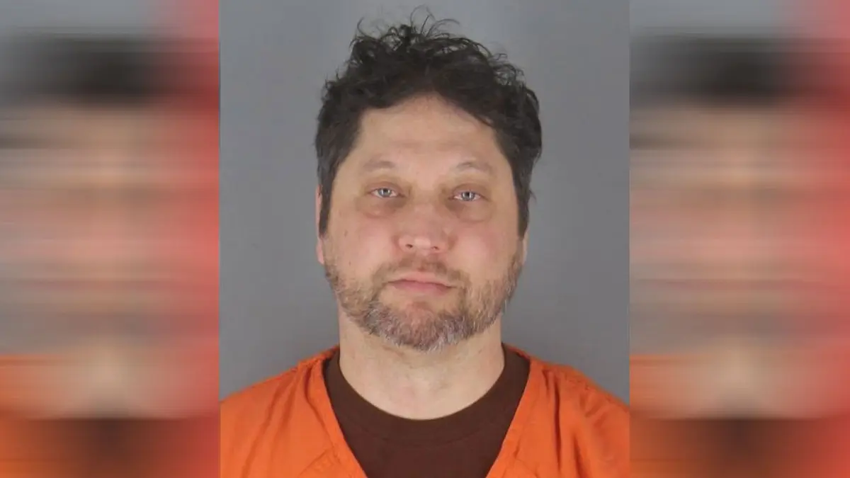 كشف هوية المتهم بمهاجمة النائب إلهان عمر