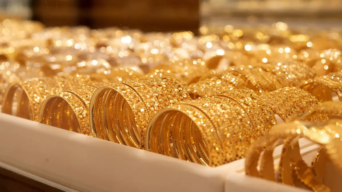 سعر الذهب يقفز لمستويات تاريخية جديدة.. وعيار 24 يتجاوز 8000 جنيه - أموال الغد