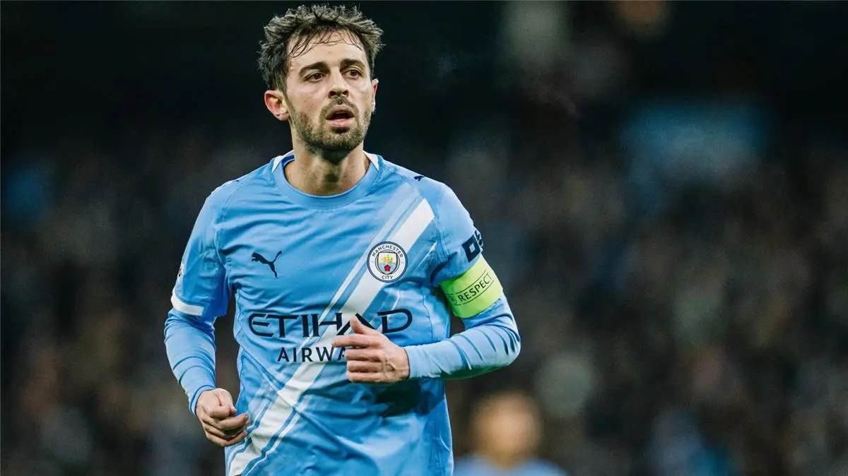 برناردو سيلفا: لاعب مانشستر سيتي موهبة استثنائية.. وذكرياتي مع ساني وجوندوجان مميزة