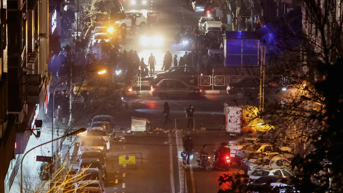 "رصاصات حربية"... شهادات أطباء إيرانيين تكشف فظائع قمع الاحتجاجات