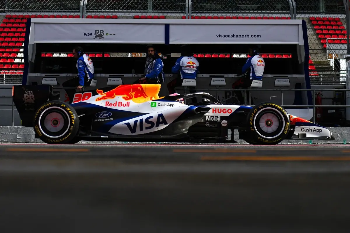 Racing Bulls doing "much better than on Monday" at Barcelona F1 test