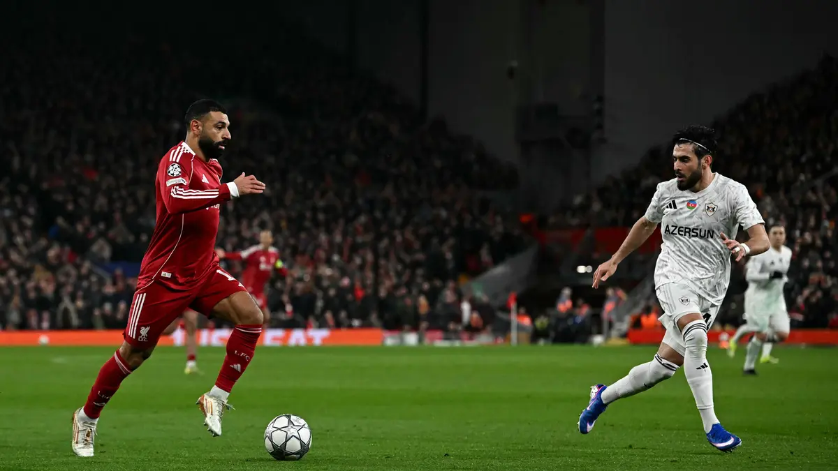 بالفيديو: صلاح يكسر صيامه بقذيفة.. ويتفوق على إبراهيموفيتش وشيفتشينكو