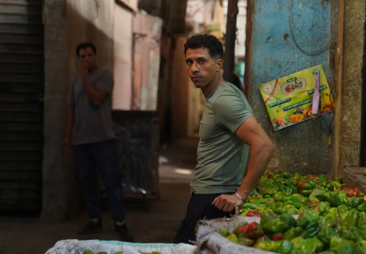 عصام عمر يعتذر وفتحي عبد الوهاب يتخلص من حب الماضي..أبرز أحداث الحلقة التاسعة من مسلسل بطل العالم