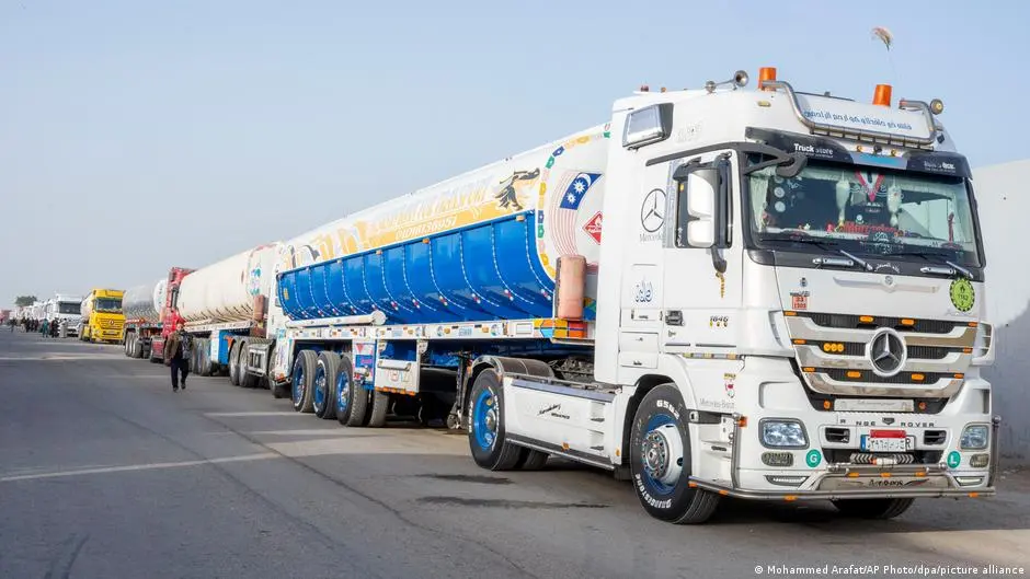 أخبار اليوم: 11 دولة تدعو إسرائيل لإدخال المساعدات إلى غزة