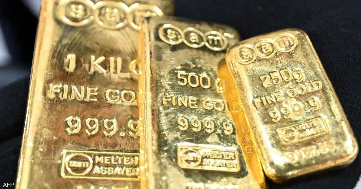 الذهب يواصل صعوده الصاروخي.. ويتجاوز 5500 دولار للمرة الأولى