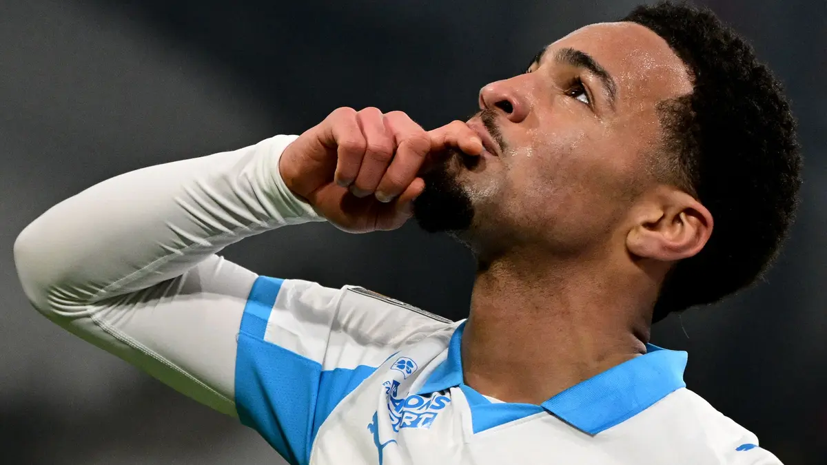 لاعب آرسنال السابق: أشعر بالإحباط لرحيل نوانيري