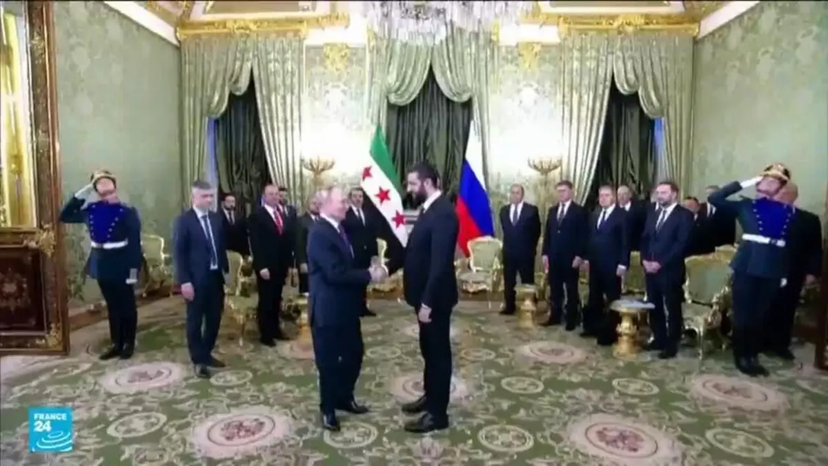 الشرع لبوتين : تجازونا تحديات كبري.. وروسيا تدعم وحدة سوريا