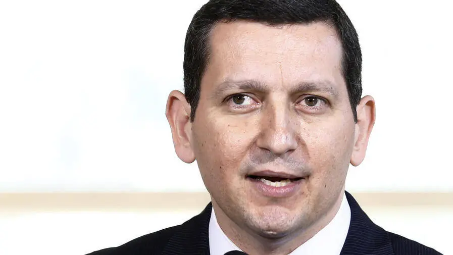 صوت سوريا في أمريكا.. لماذا يُعد جهاد مقدسي الخيار الأصعب والأكثر إقناعاً؟