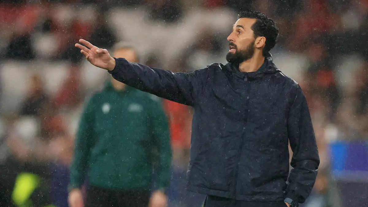 فيديو.. هدف حارس بنفيكا يفضح ضعف أربيلوا أمام نجوم ريال مدريد