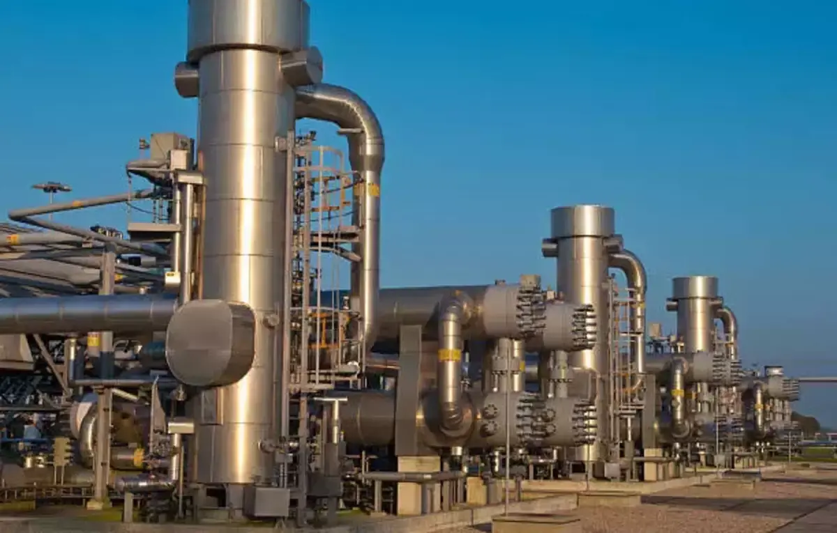 شركات النفط الخليجية تستثمر في خطوط النفط والغاز.. الكويت الأحدث - الطاقة