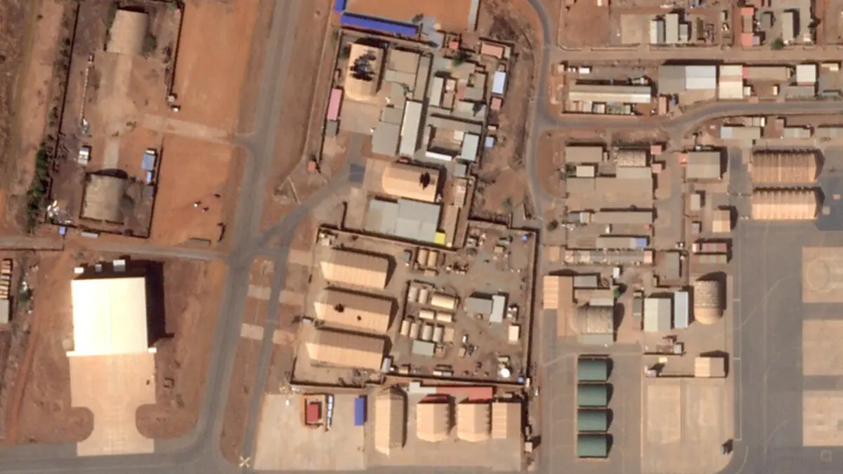 النيجر: تنظيم "الدولة الإسلامية" يعلن مسؤوليته عن هجوم استهدف مطار نيامي